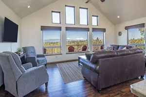 Image of Spectacular Mountain Views Just Outside of Bend