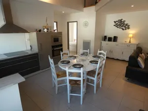 Image of Appartement moderne 68m² à Notre-Dame-de-Monts, 6 pers, accès PMR, terrasse, proche forêt et plages - FR-1-540-277