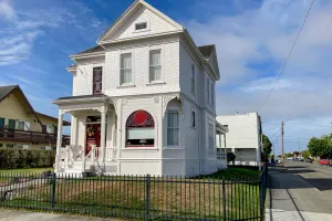 Image of The Victorian