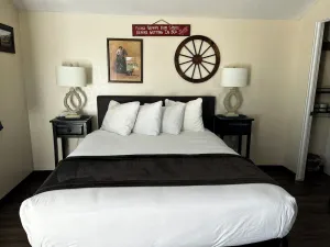 Image of Cabin 26 - Coyboy Corner