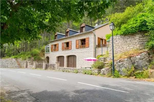 Image of Location a chanteperdrix 2 personnes