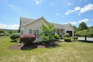 Image of SUNNY ACRES AT RAYSTOWN LAKE - PET FRIENDLY - BOOK BEFORE MAY 1st RATE INCREASE!