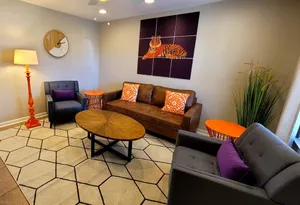 Image of Where the Tigers Stay - walking distance to campus