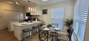 Image of 4 beds~3br-2.5 bath~family\/Pets~Long-stay discount!-shopping\/ DFW airport