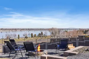Image of Mid-Term Now Available, Best River View, No Host\/Cleaning Fees, Great Discounts.