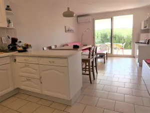 Image of GRAND ET BEAU T2 47 M2 Air-conditioned Bd de Mer et Piscine
