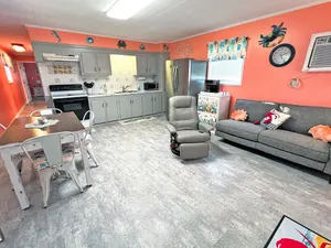 Image of B & G Crab Shack  - Beach Access - Island Realty