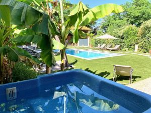 Image of Villa D'architecte Avec Piscine Dans Ancien Domaine Viticole à 10min de la Plage