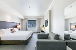 Image of Modern Harbour Retreat with Sweeping Views Pool