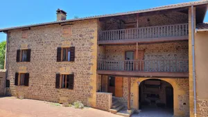 Image of Stone house in Sarcey en Beaujolais 12 people