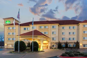 Image of La Quinta by Wyndham Stillwater -University Area