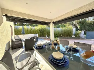 Image of Seaside Villa with Terrace, 6 Guests, Near Porticcio Beaches