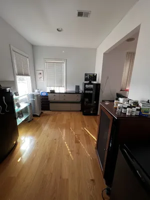 Image of Great waterfront house in Grasonville