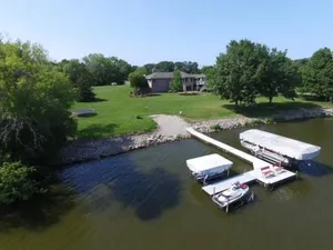 Image of Secluded Beaver Dam Lake Home on 20+acre Peninsula