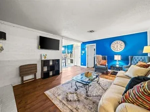 Image of Spacious 4BR Home | Pet-Friendly | Near Tulsa Expo