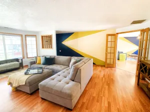 Image of Peaceful Ranch-style Single level 3B Retreat
