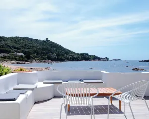 Image of Villa feet in water