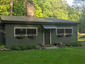 Image of Quaint Newly Remodeled Cabin with Stone Fireplace - Private Hot Tub - King Bed