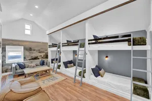 Image of Pocono Mountain Farmhouse w\/Bunk Room & Hot Tub