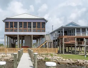 Image of Relaxing lake house 30 minutes from downtown New Orleans