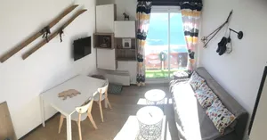 Image of Alpe d'Huez-Eclose Est: contemporary apartment with south-facing view