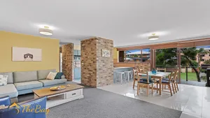 Image of Weatherly Close Unit 1 at 12