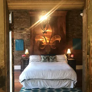 Image of Historic Speak Easy Loft with Water Views in Downtown Vicksburg