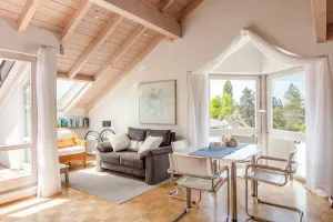 Image of Bright and friendly vacation apartment \"Seeblick Nussdorf\" directly on the lake