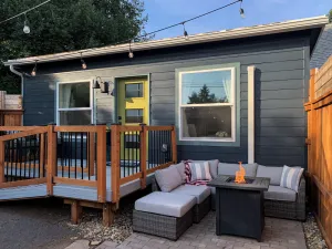Image of Washburne Studio: King size comfort and private Hot tub