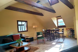 Image of Private and spacious Carriage House pet friendly