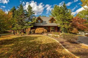 Image of Embers of Murphysboro - 5 Star Cabin  Sleeps up to 12 - GREAT AMMENITIES!