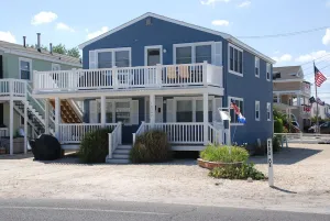 Image of CLEAN AND SPACIOUS BEACH VACATION FAMILY RENTAL - 2ND FLOOR