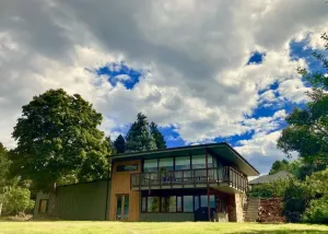 Image of Mid-Century Modern \"House of Sky\"-- Richard Neutra Home in Missoula