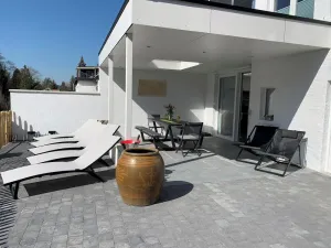 Image of Spacious House in Spa with Jacuzzi and Peaceful Garden