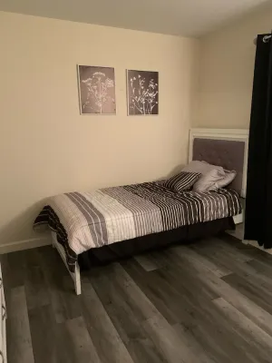 Image of Cozy 2 level 2 bedroom condo located on the sort after westend of Richmond VA.