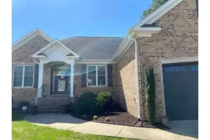 Image of Cozy 3 Bedroom 2.5 bath home away from home.