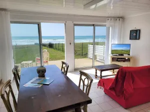 Image of Tipoz'immo-flat Ru Veïn- facing the ocean - garden- pets welcome
