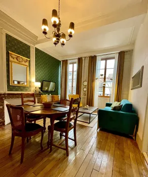 Image of Appartment F2, La Scène du 66, garage motos