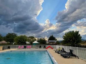 Image of Camping 3 étoiles - Piscine - eeeehb