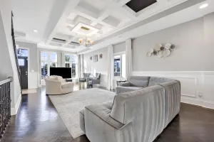Image of Lux Home in Chicago 7mins Downtown