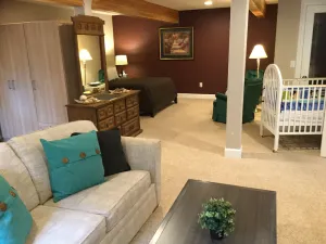Image of Spacious house, easy access from Seatac, Seattle & Bellevue.