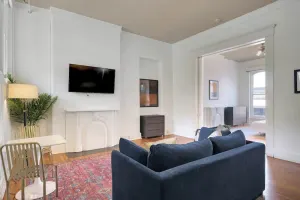 Image of Apartment With King Bed In Downtown Louisville