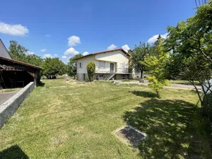 Image of Maison Individuelle Avec Grand Jardin