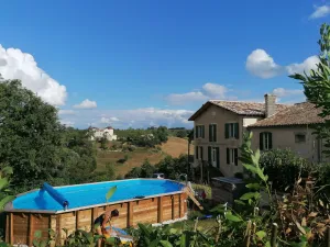 Image of Gentleman House for rent for 10 on large vineyards