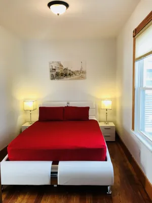 Image of Boston Luxury Suits Cottage for up to 24 guests!!!