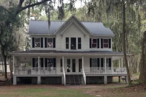 Image of Lakefront southern charm in beautiful quiet area