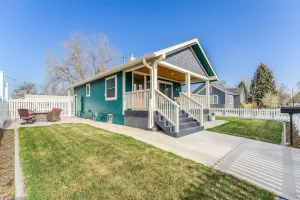 Image of Kanon's Kottage ~ Downtown Loveland