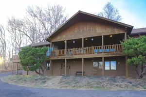 Image of Mountain Lodge - Heated Pool 83 Degrees