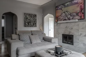 Image of Centrally located & modern 4BD\/2Bath with hot tub 10 mins to Downtown