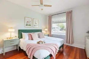 Image of Hearthstone Harmony Retreat King-Sized Comfort